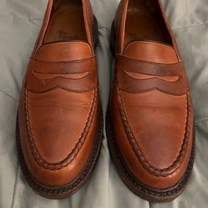 Allen Edmonds Fairmont Loafers 9D excellent used condition